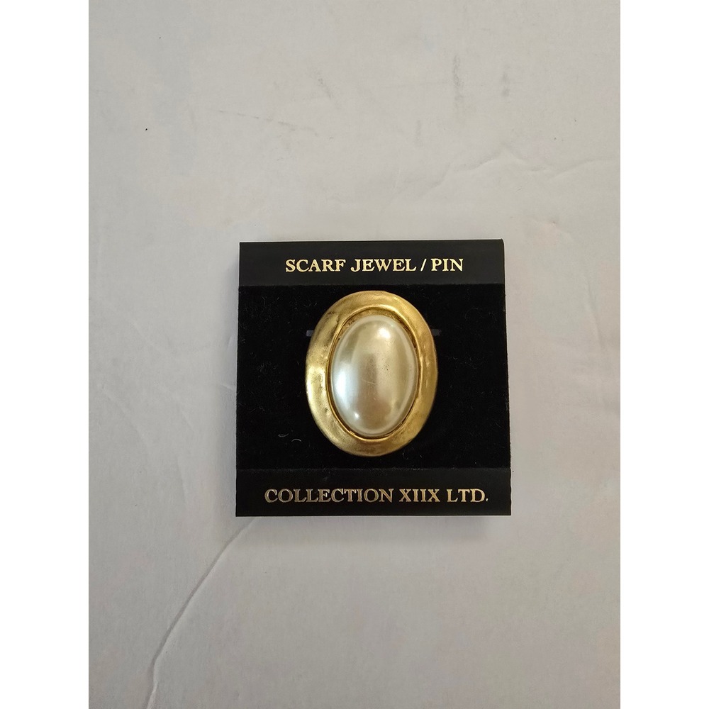 Vintage 80s Gold Tone Faux Pearl Scarf Jewel Pin Oval Cabochon